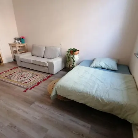 Big Sunny In Old 3 Bedroom In Central * Bergisch Gladbach